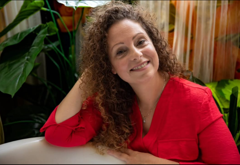 אתי אשכנזי - מאמנת סאטיה